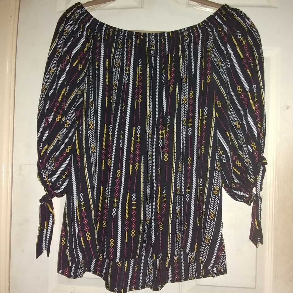Patterened Cold Shoulder Top